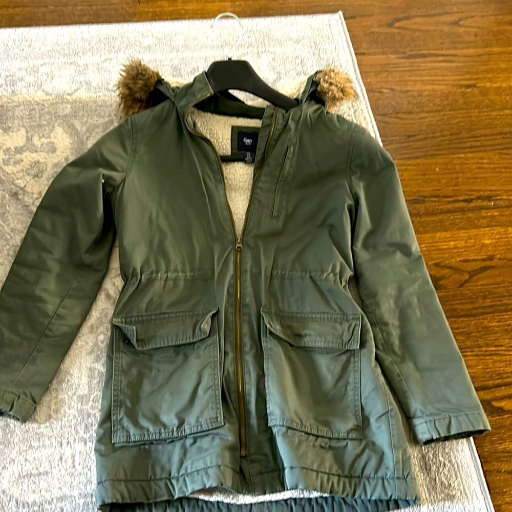 Women’s Gap XS Parka jacket army green